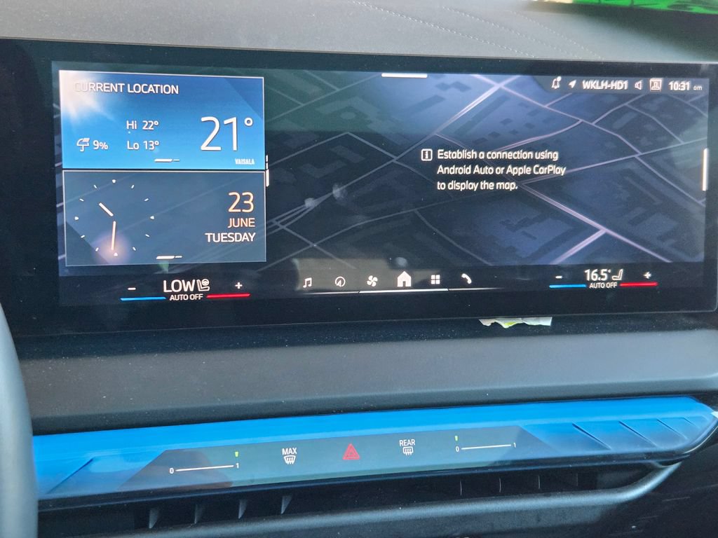 Used 2025 BMW X3 xDrive30i AWD/4WD image 3