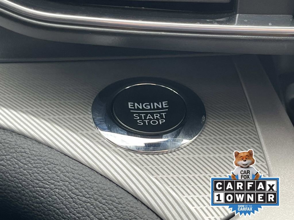 Used 2023 Ford Explorer XLT w/ Equipment Group 202A image 36