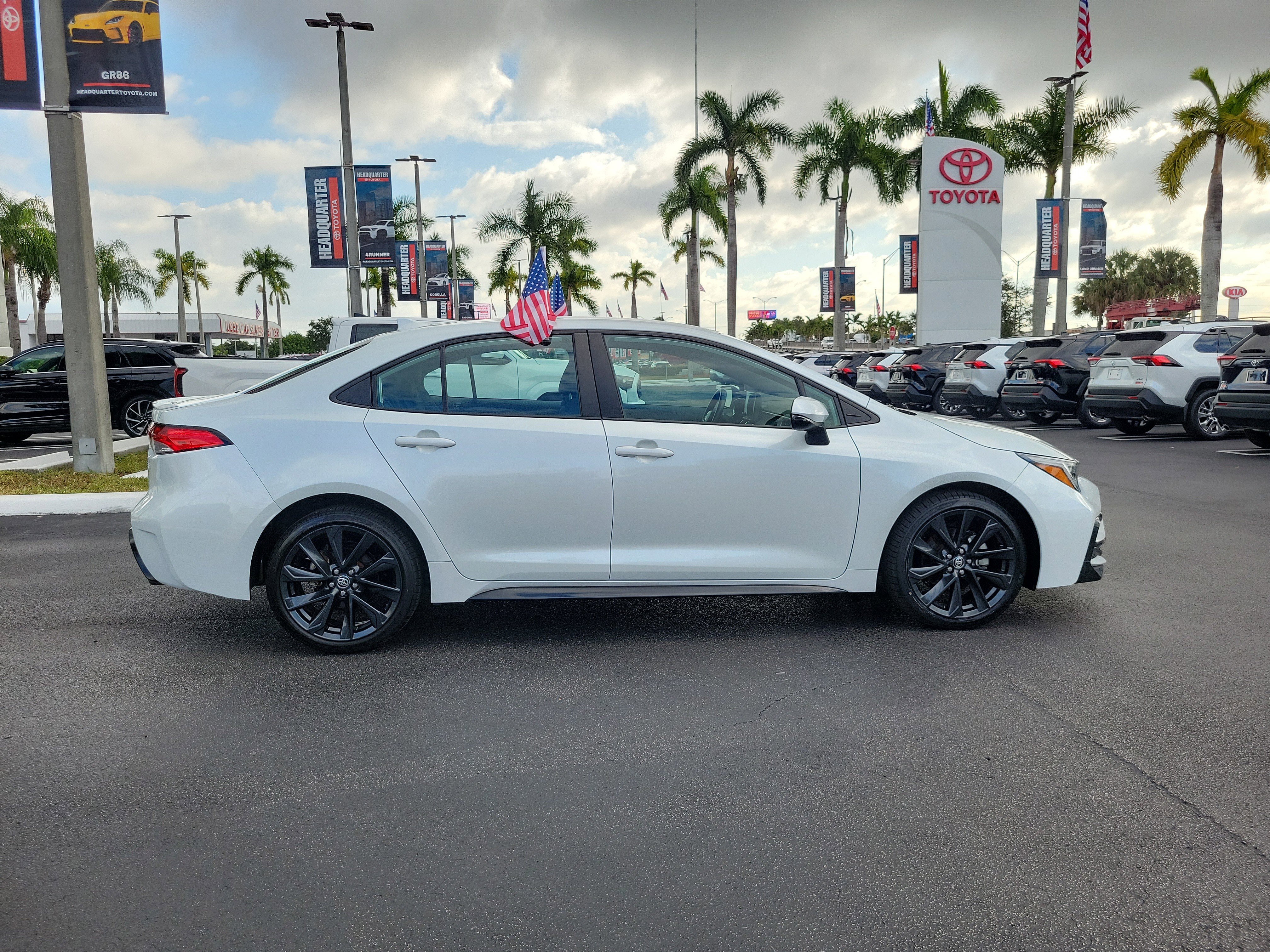 Used 2023 Toyota Corolla SE image 13