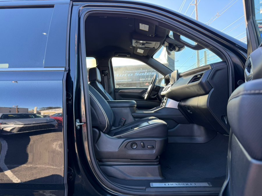 Used 2024 Chevrolet Suburban Premier image 22