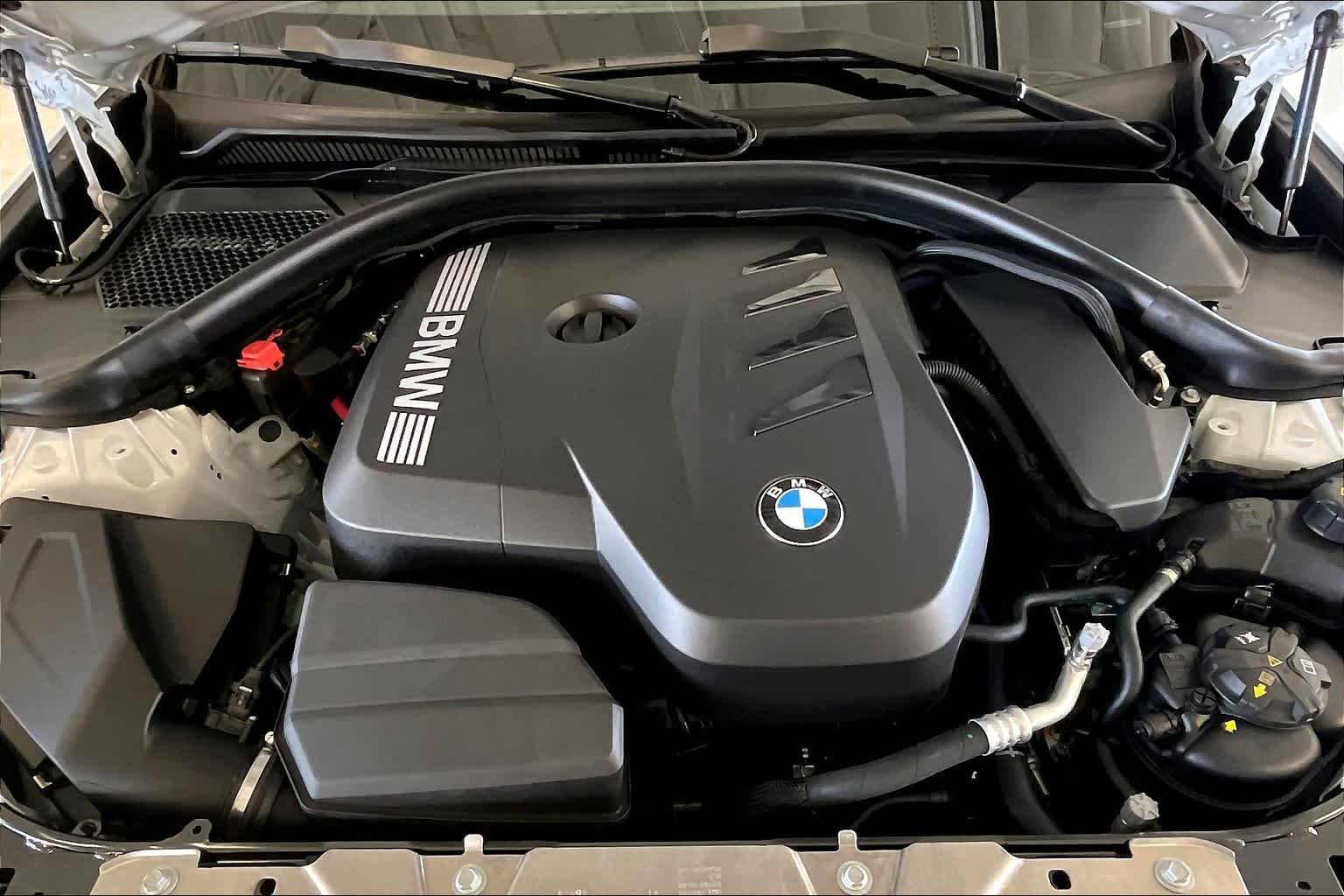 New 2025 BMW 330i Sedan w/ Premium Package RWD image 16