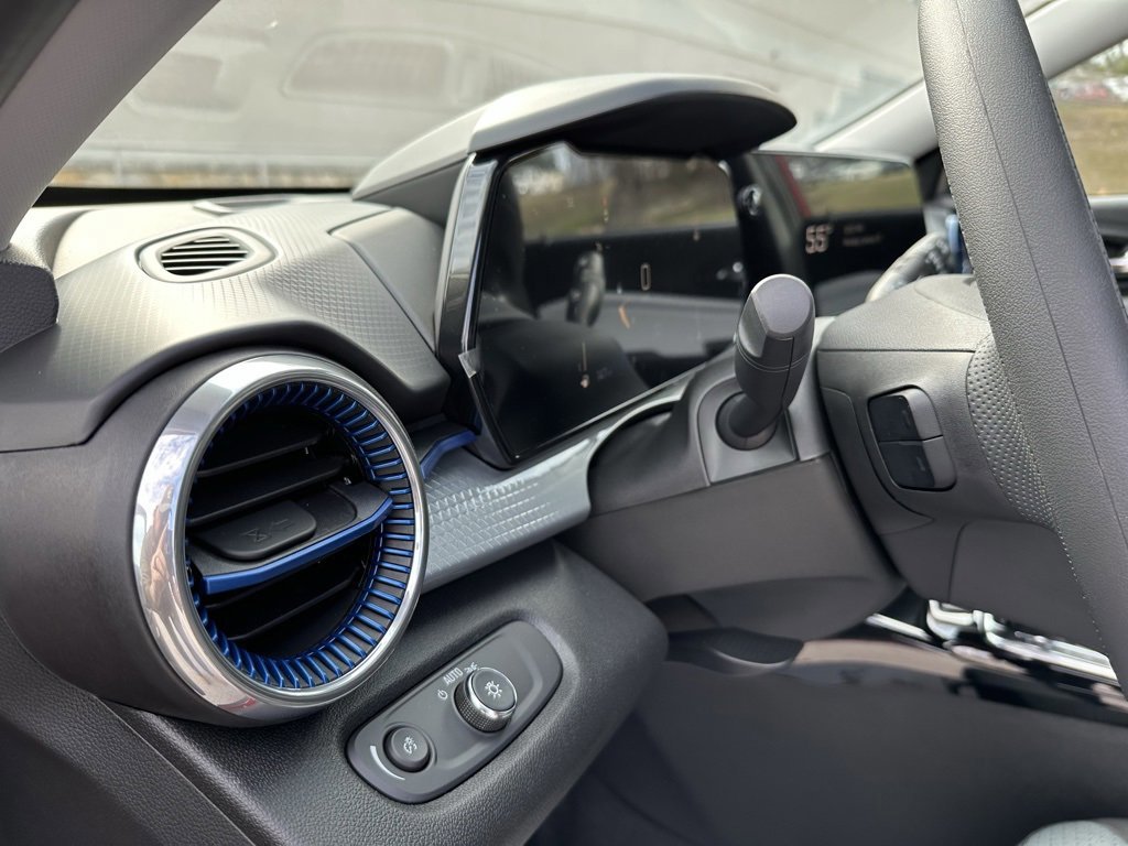 New 2026 Chevrolet Trax LT image 21