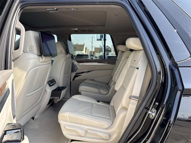 Used 2025 Cadillac Escalade Sport Platinum w/ LPO, ONYX Package image 12
