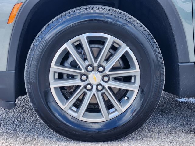 Used 2023 Chevrolet Traverse LT image 10