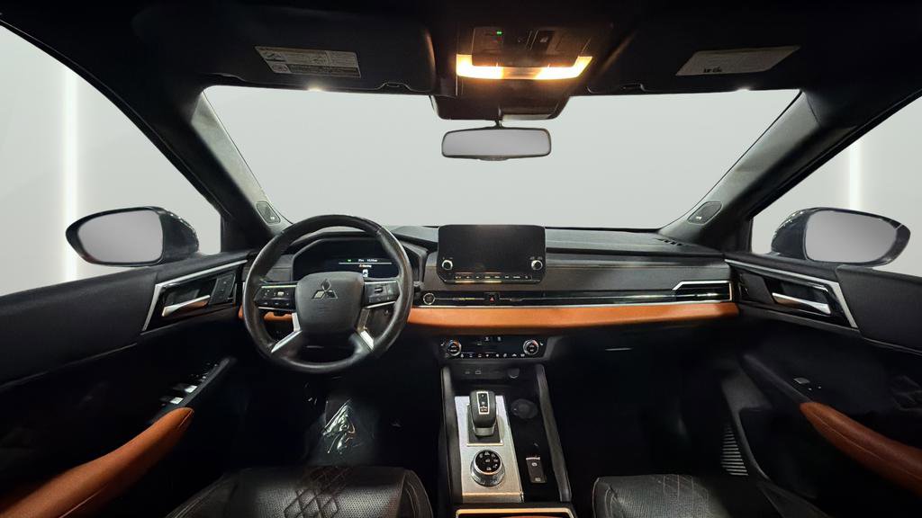 Used 2022 Mitsubishi Outlander SEL AWD/4WD image 14