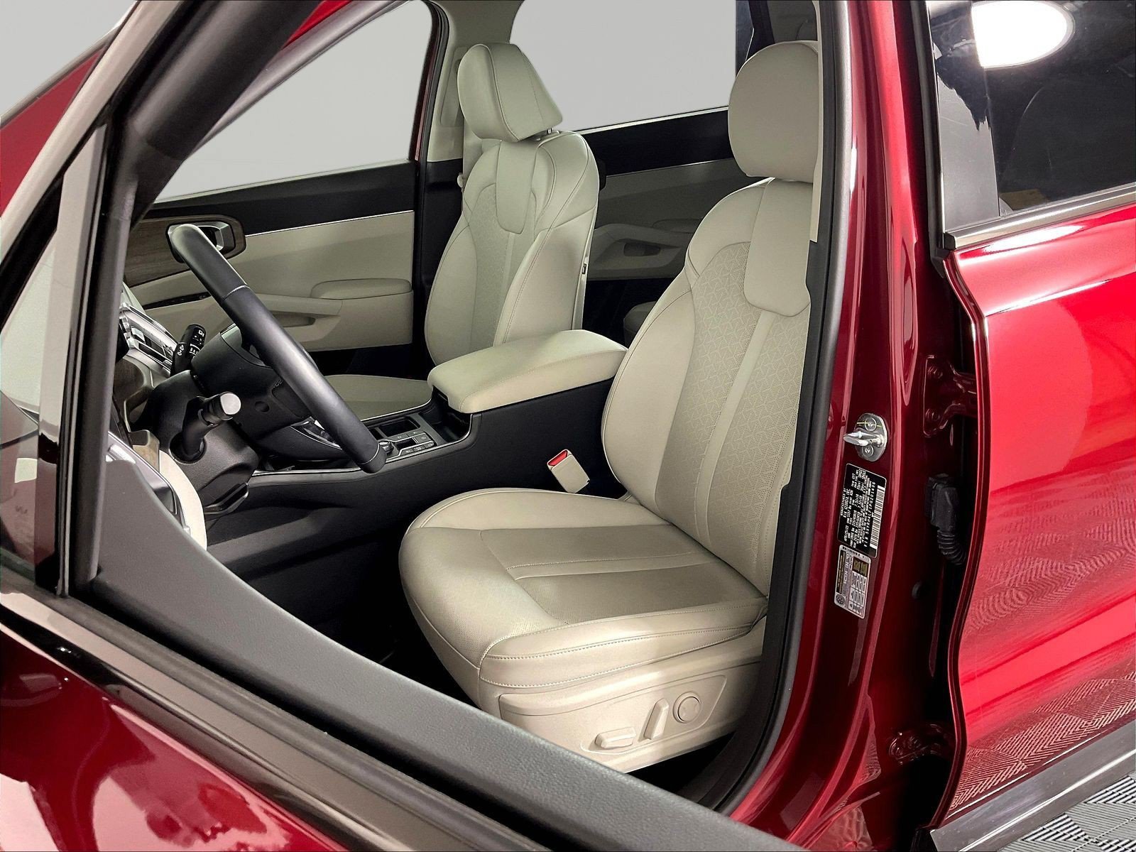 Used 2023 Kia Sorento EX w/ Panoramic Sunroof Package FWD image 21