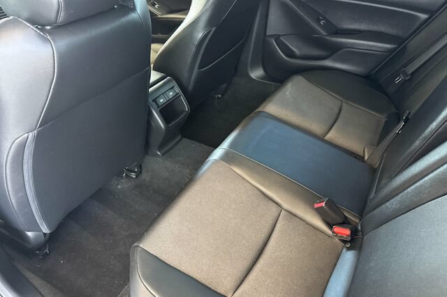 Used 2021 Honda Accord Sport image 12