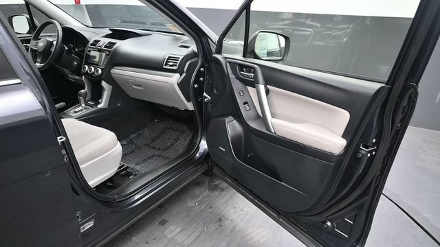 Used 2016 Subaru Forester 2.5i Limited AWD/4WD image 13
