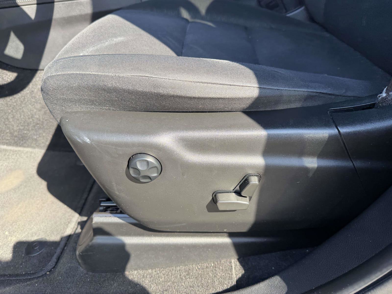 Used 2022 Dodge Durango GT image 16