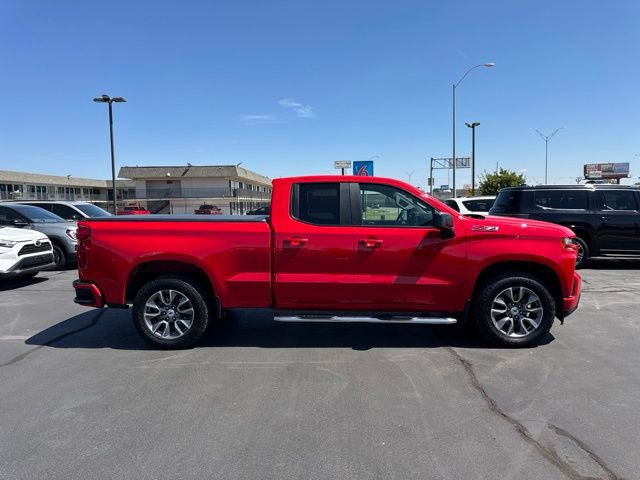 Used 2022 Chevrolet Silverado 1500 RST w/ Convenience Package II AWD/4WD image 2