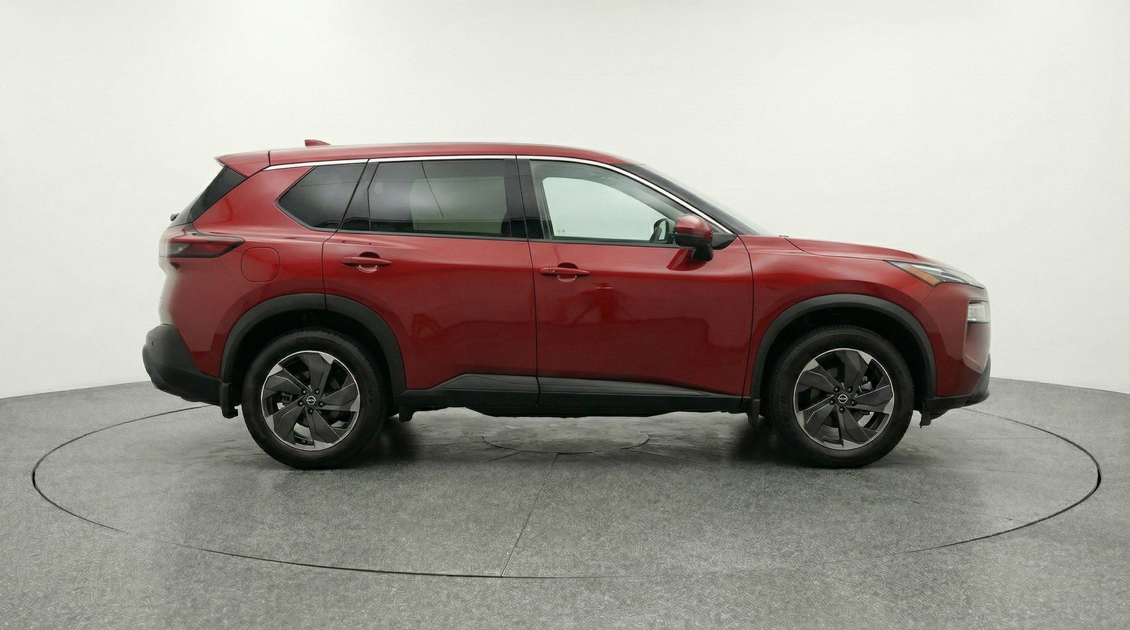 Used 2025 Nissan Rogue SV AWD/4WD image 8