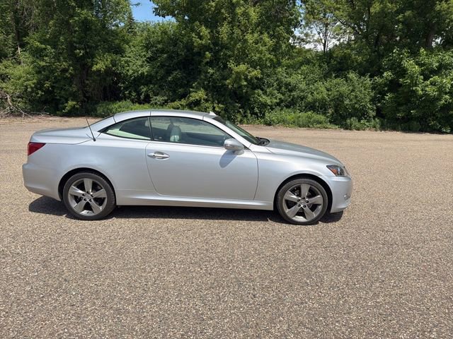 Used 2011 Lexus IS 250C RWD image 16