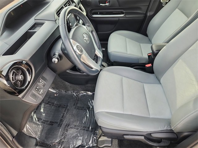 Used 2015 Toyota Prius C Four image 7