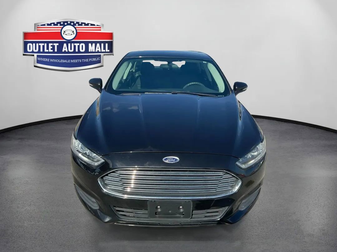 Used 2015 Ford Fusion SE image 8