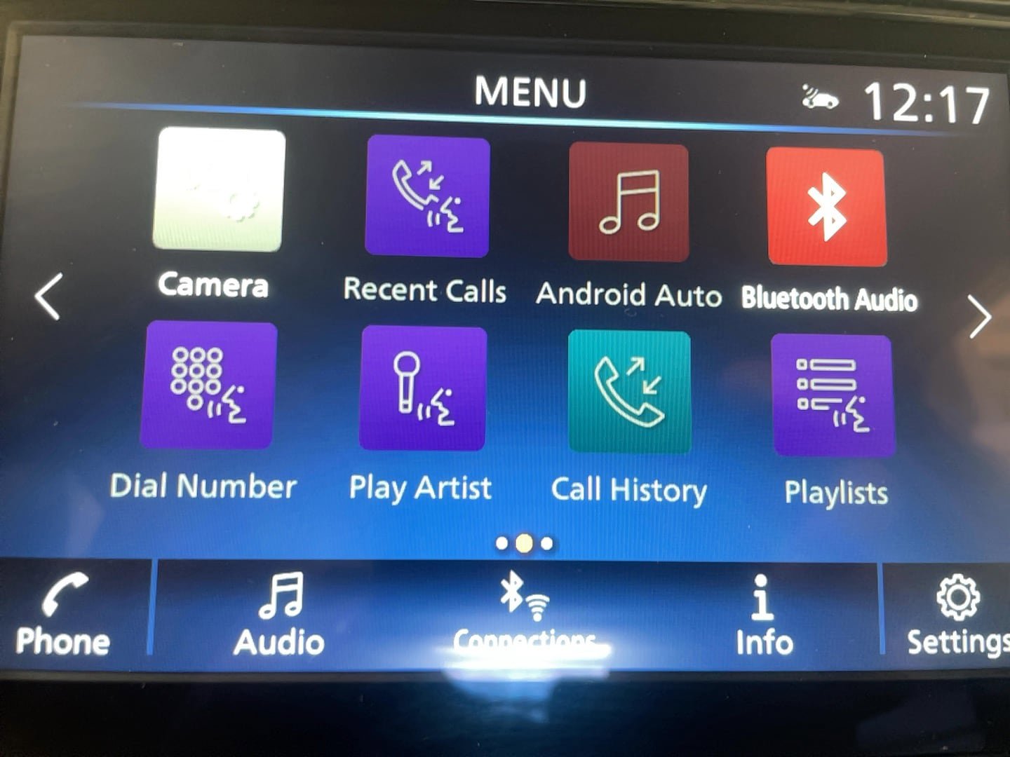 Used 2024 Nissan Versa SR w/ Trunk Package image 9