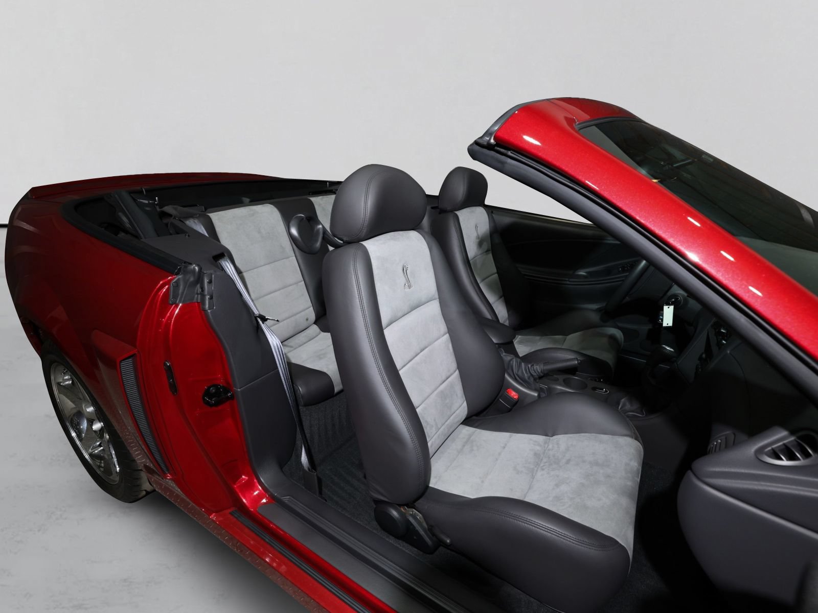 Used 2003 Ford Mustang Cobra RWD image 31