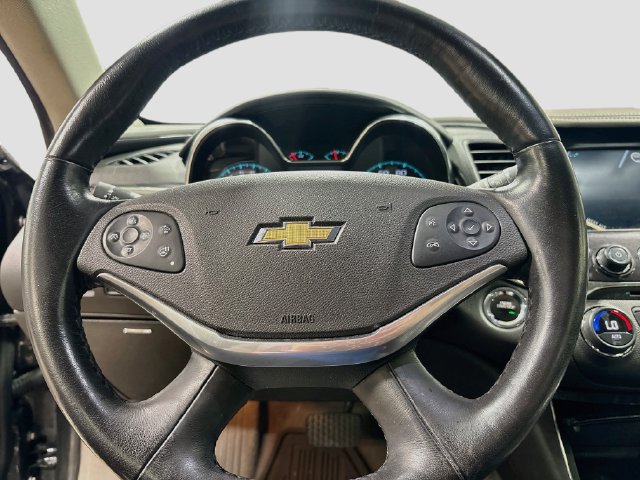 Used 2015 Chevrolet Impala LTZ FWD image 9