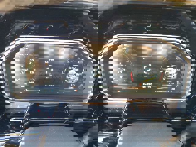 New 2026 GMC Sierra 1500 SLE image 13