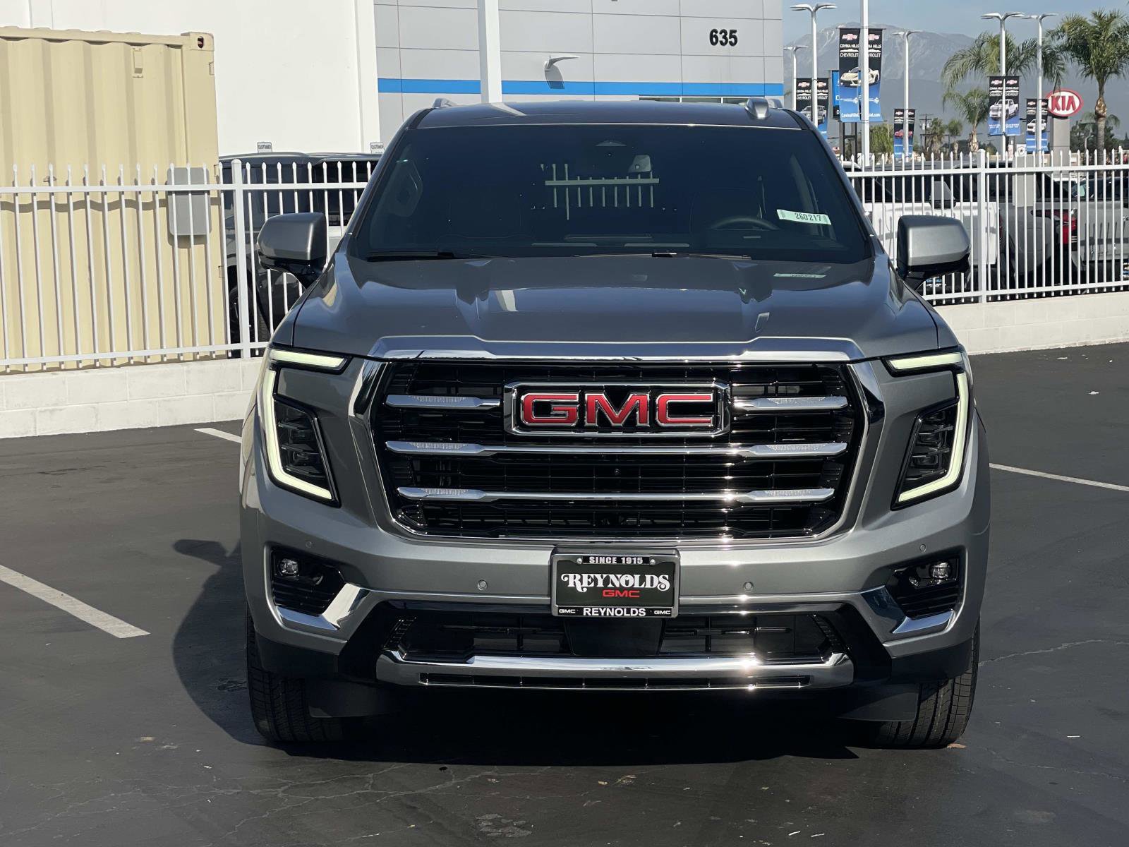 New 2026 GMC Yukon XL Elevation image 2