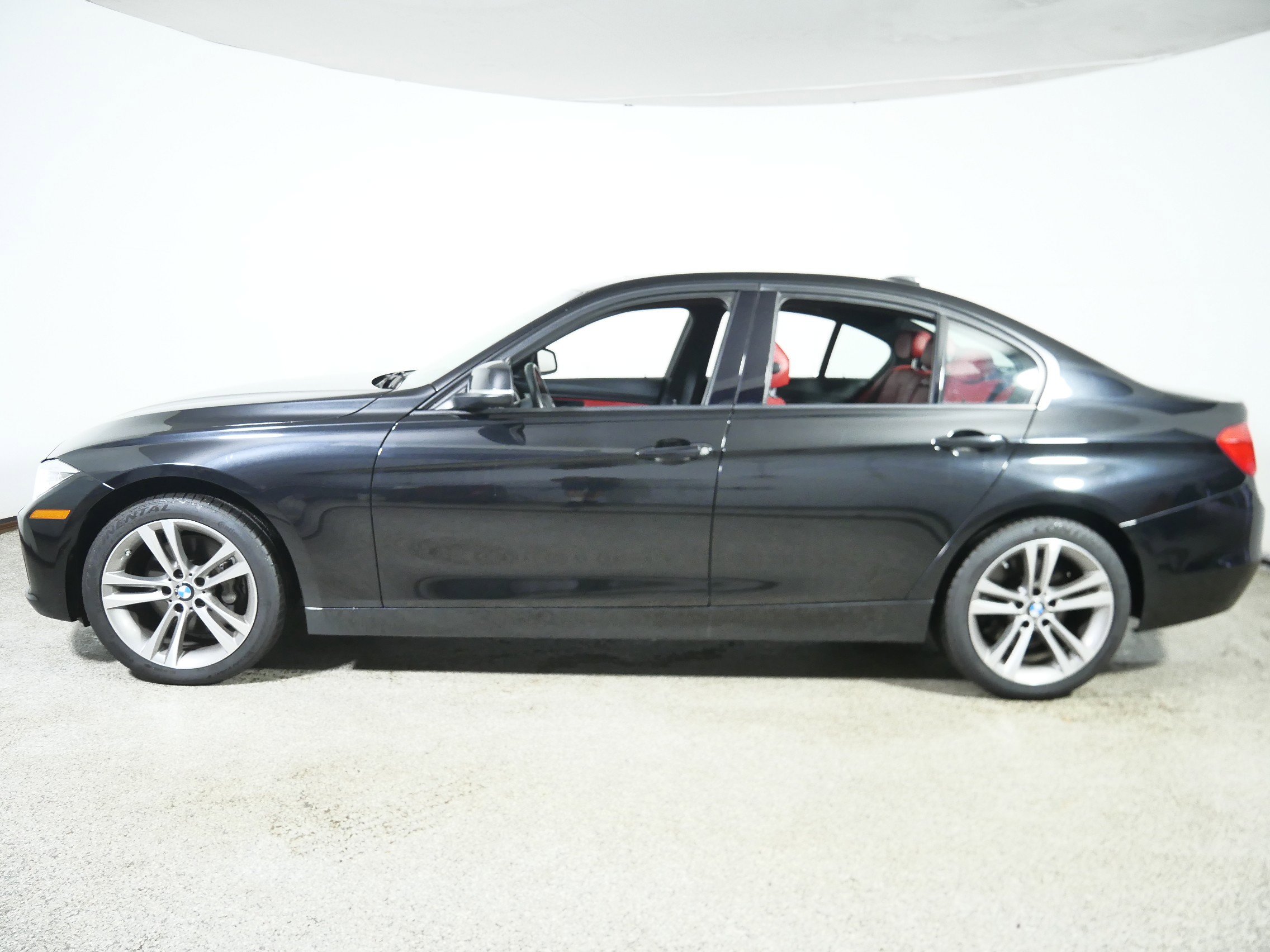 Used 2014 BMW 335i xDrive Sedan image 4