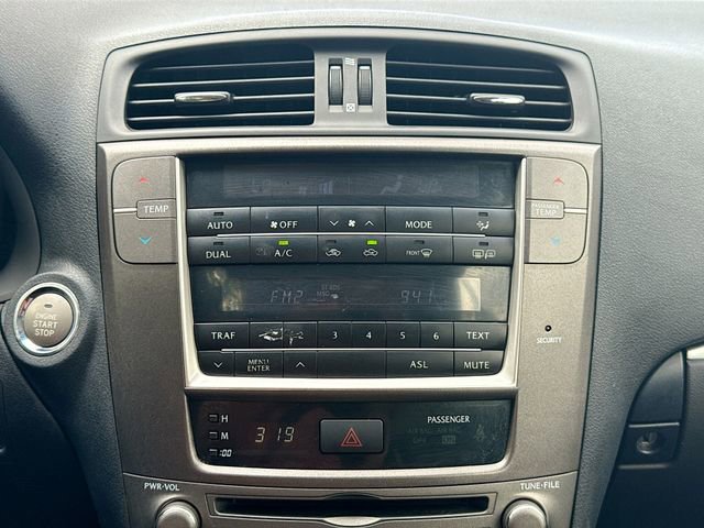 Used 2013 Lexus IS 250C RWD image 26