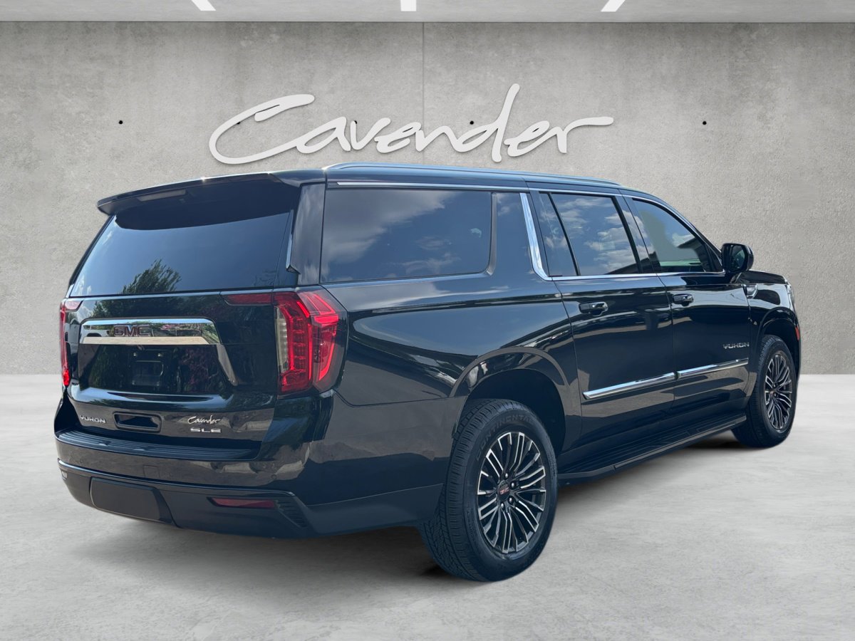 Used 2021 GMC Yukon XL SLE image 19