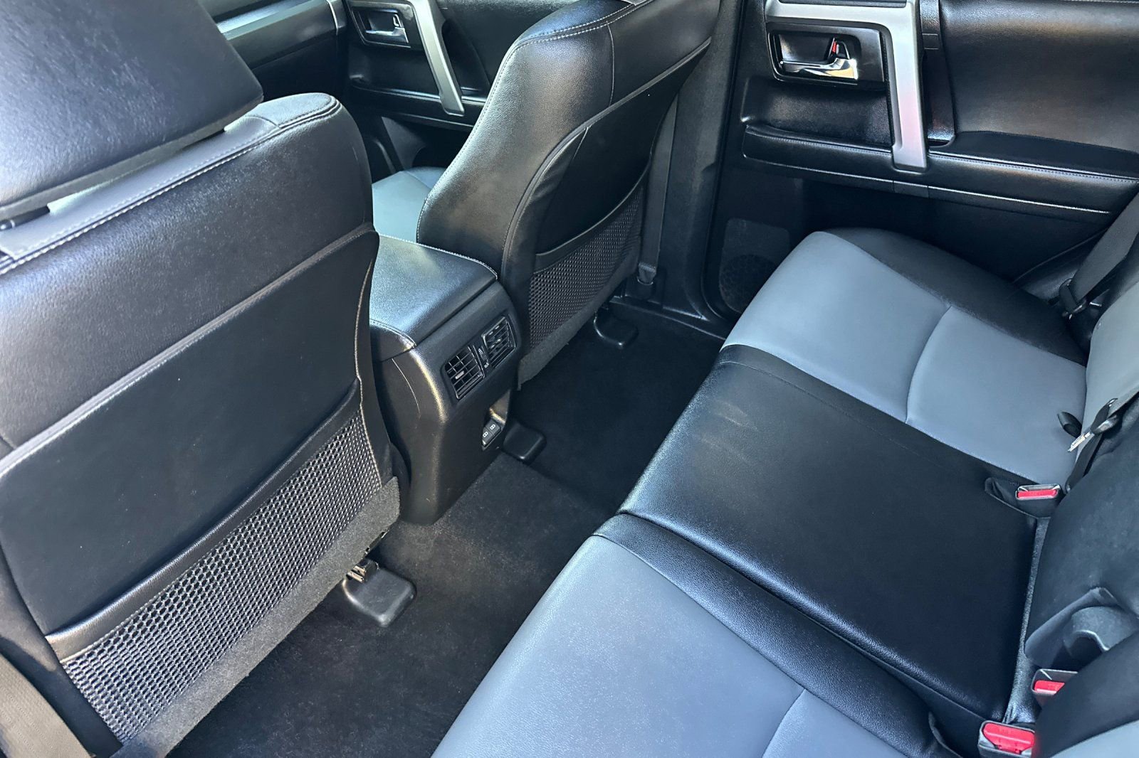 Used 2023 Toyota 4Runner SR5 Premium w/ Moonroof Package image 12