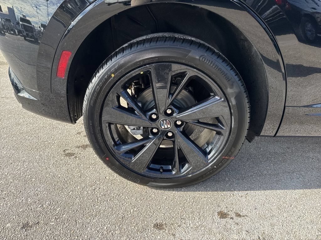 New 2026 Buick Envision Sport Touring AWD/4WD image 16