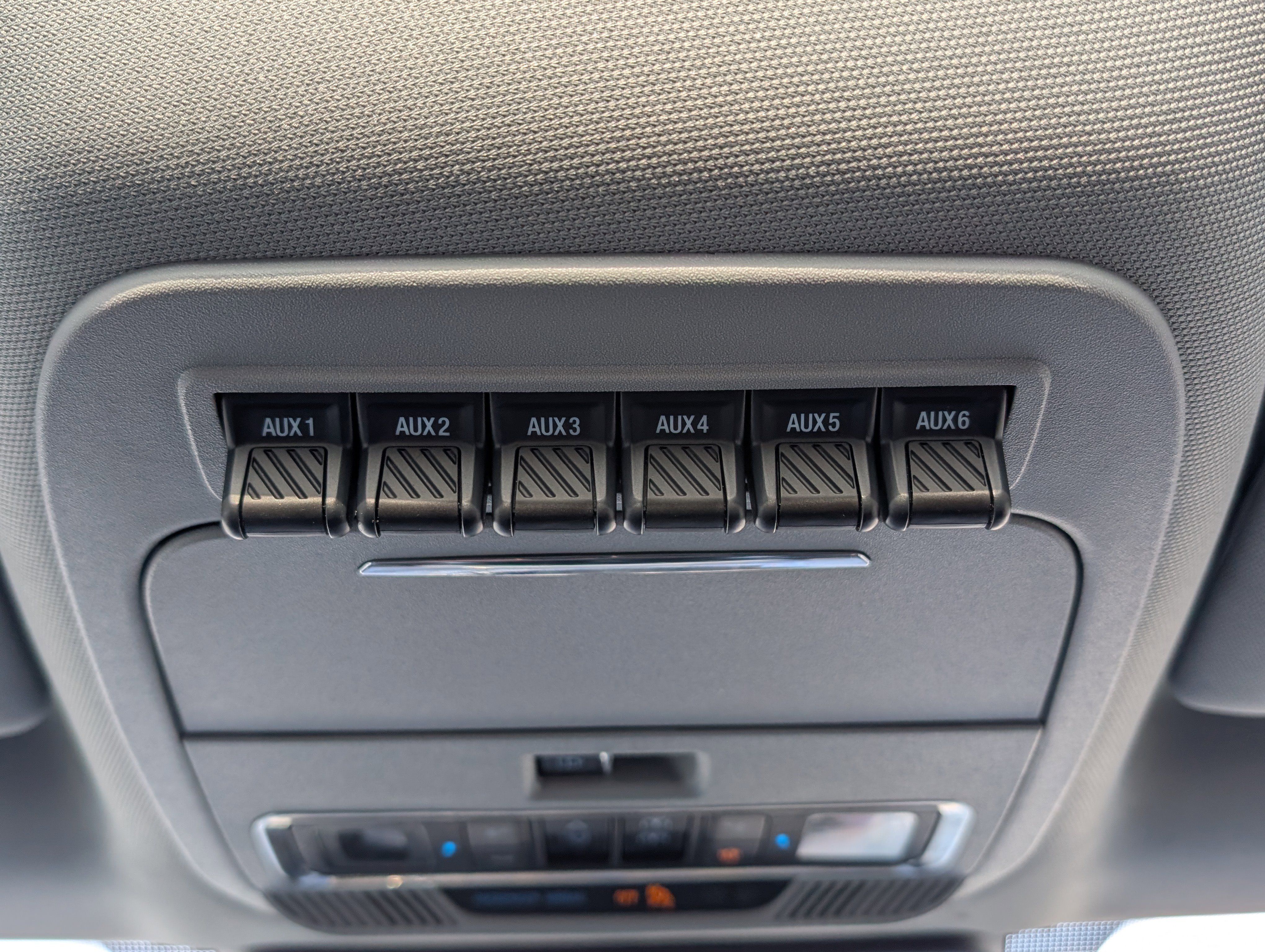 Certified 2024 Ford F350 Lariat w/ Lariat Ultimate Package image 34