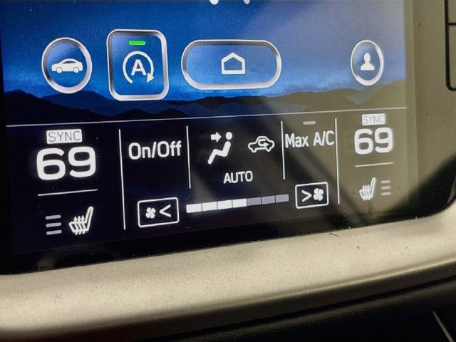 Used 2020 Subaru Outback Limited w/ Popular Package #2 AWD/4WD image 16