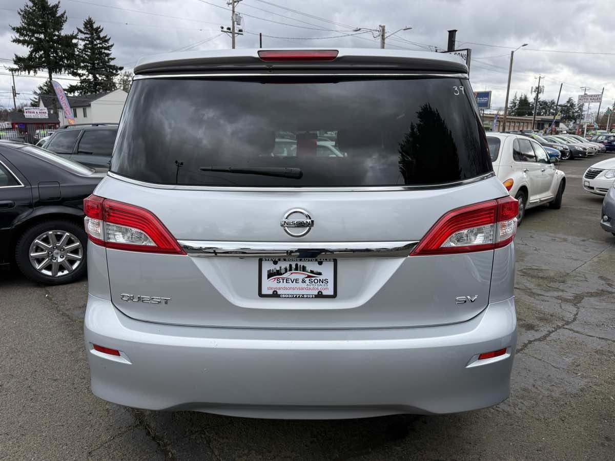 Used 2016 Nissan Quest SV image 5