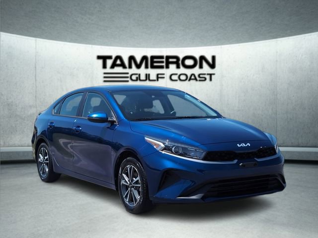 Used 2023 Kia Forte LXS w/ LXS Technology Package image 9