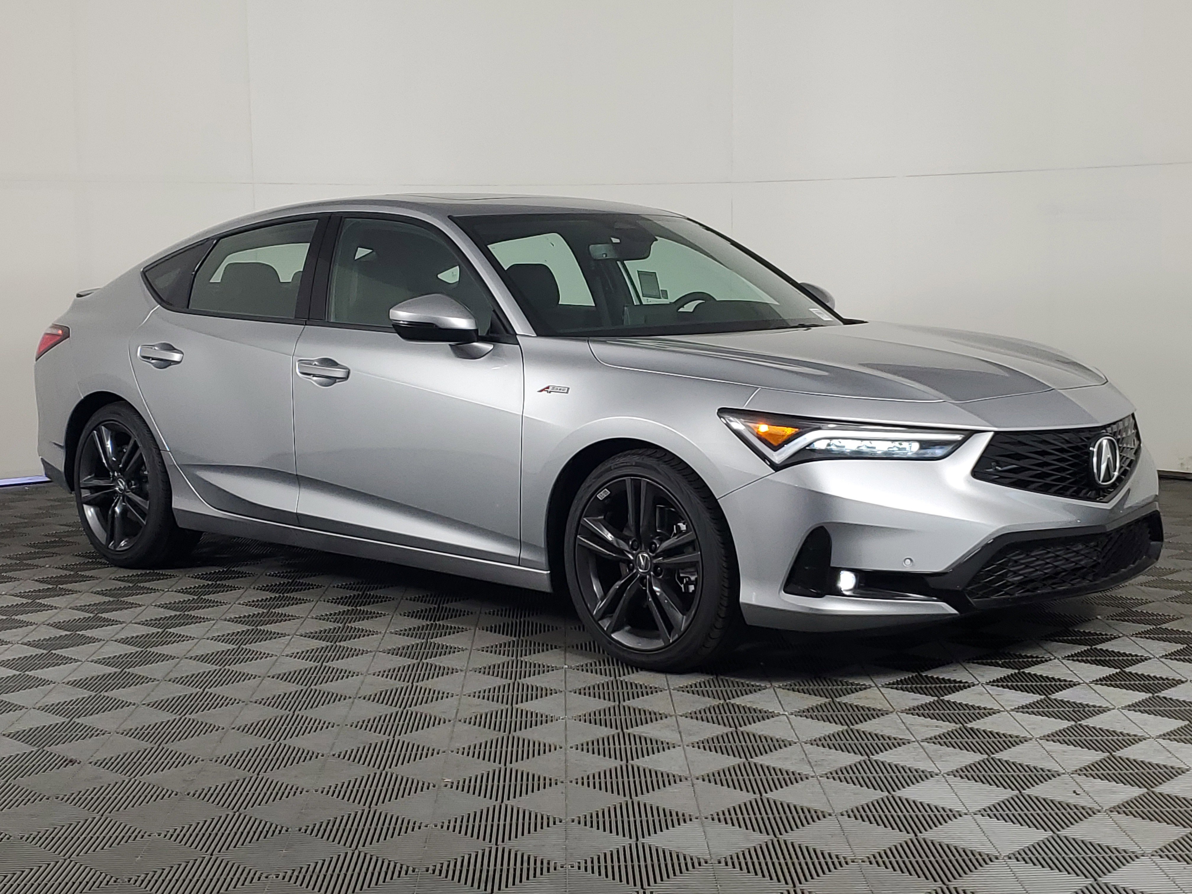 Used 2025 Acura Integra A-Spec image 2