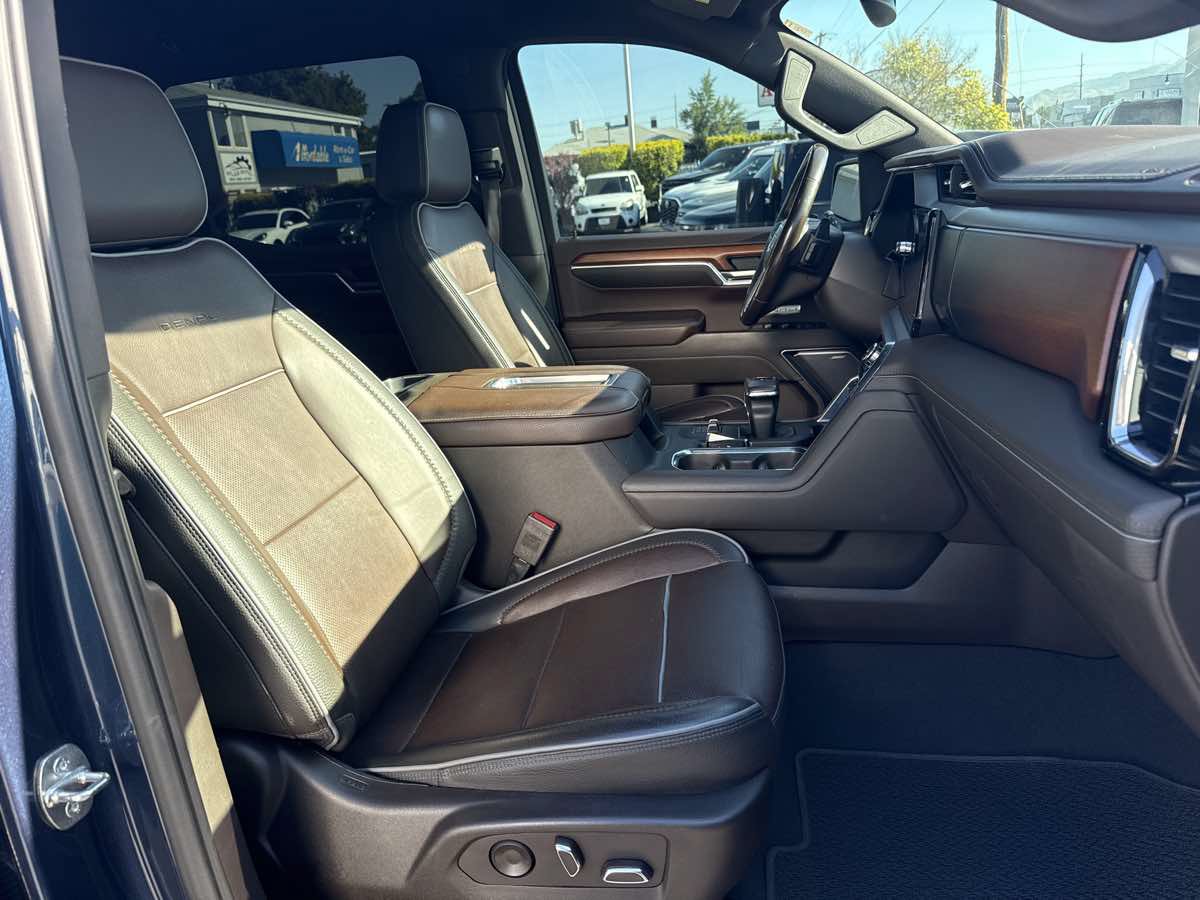 Used 2022 GMC Sierra 1500 Denali AWD/4WD image 26