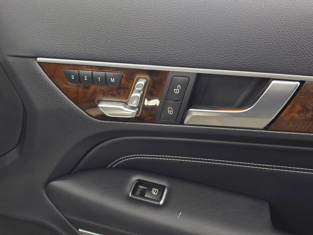Used 2014 Mercedes-Benz E 350 Cabriolet image 24