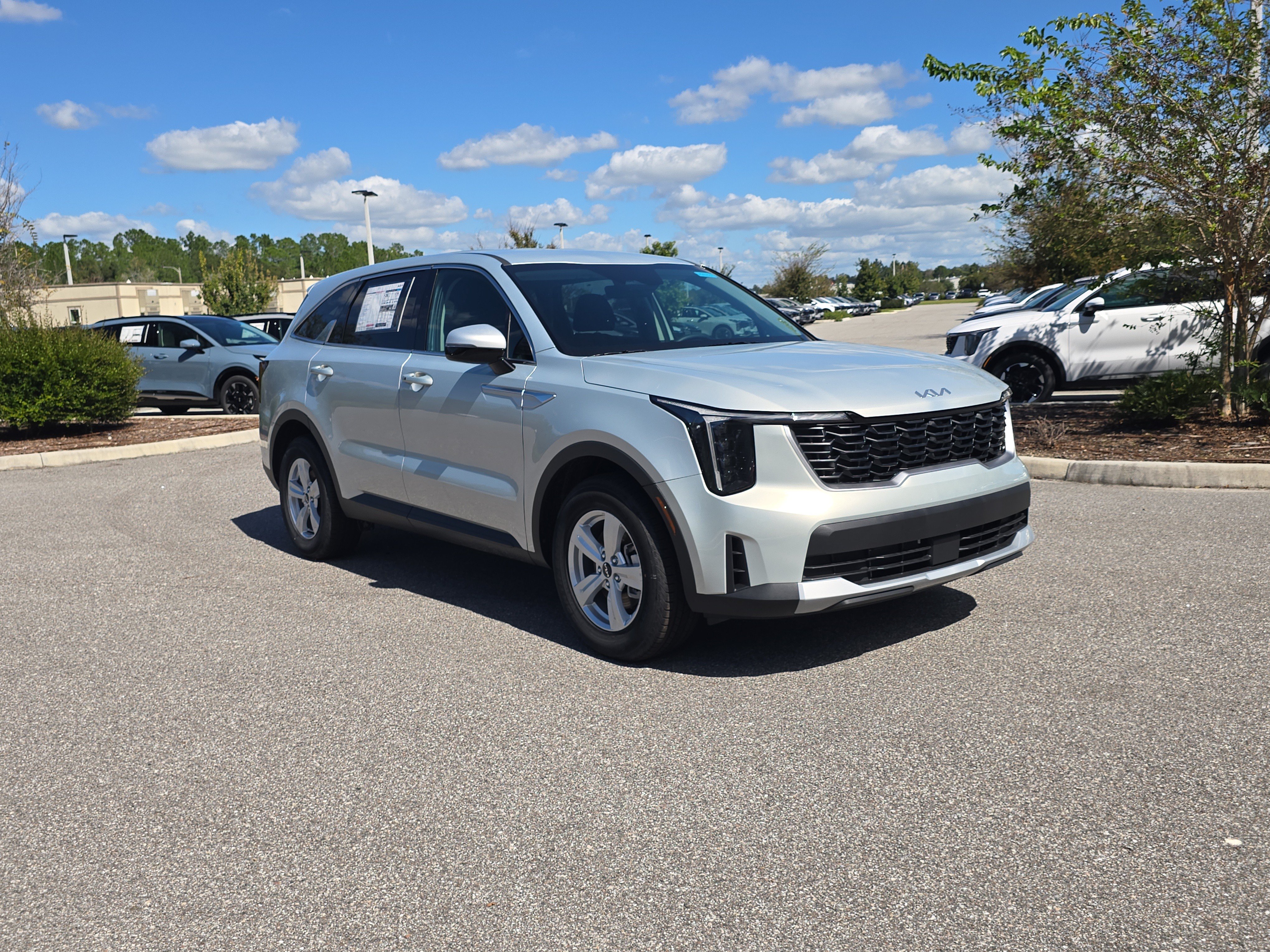 New 2026 Kia Sorento LX FWD image 2