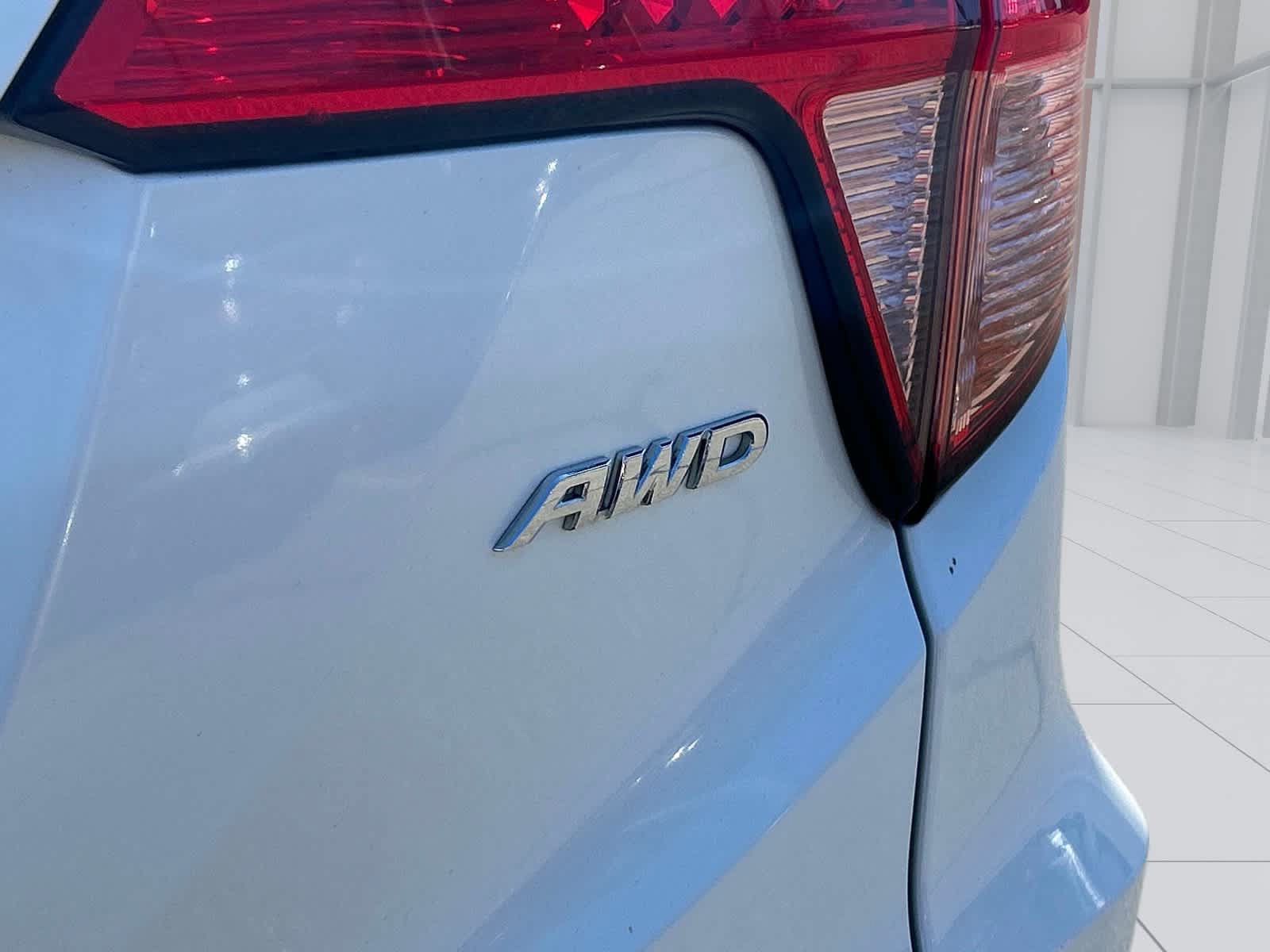 Used 2017 Honda HR-V EX-L image 18