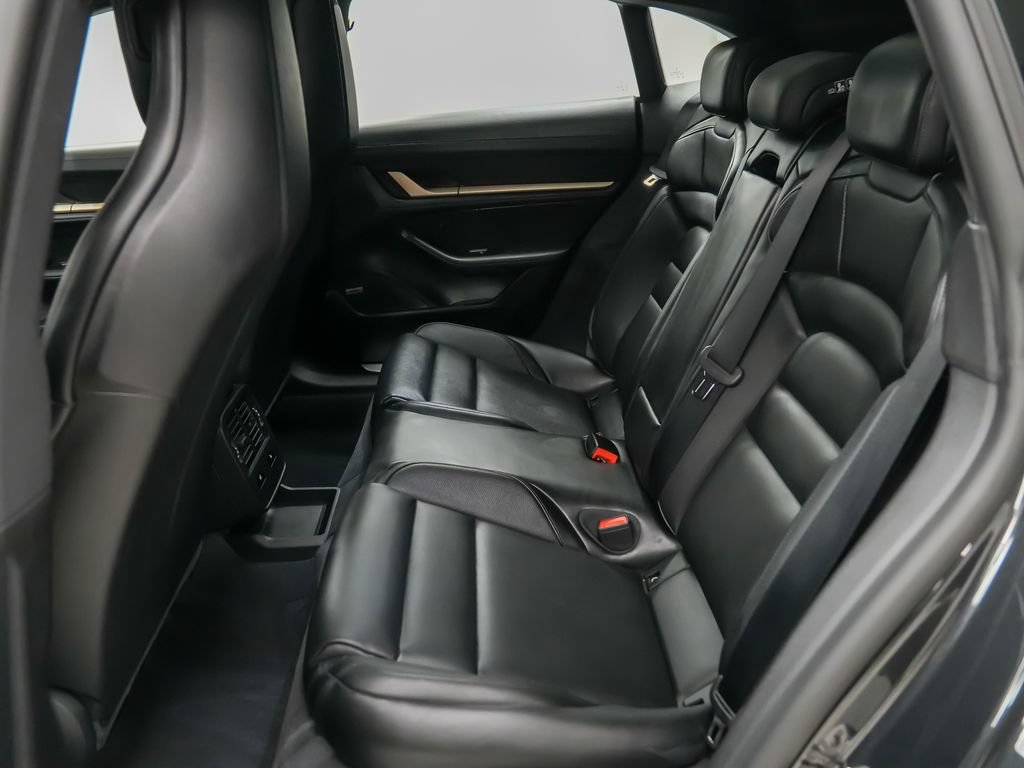 Certified 2025 Porsche Taycan 4 Cross Turismo AWD/4WD image 19