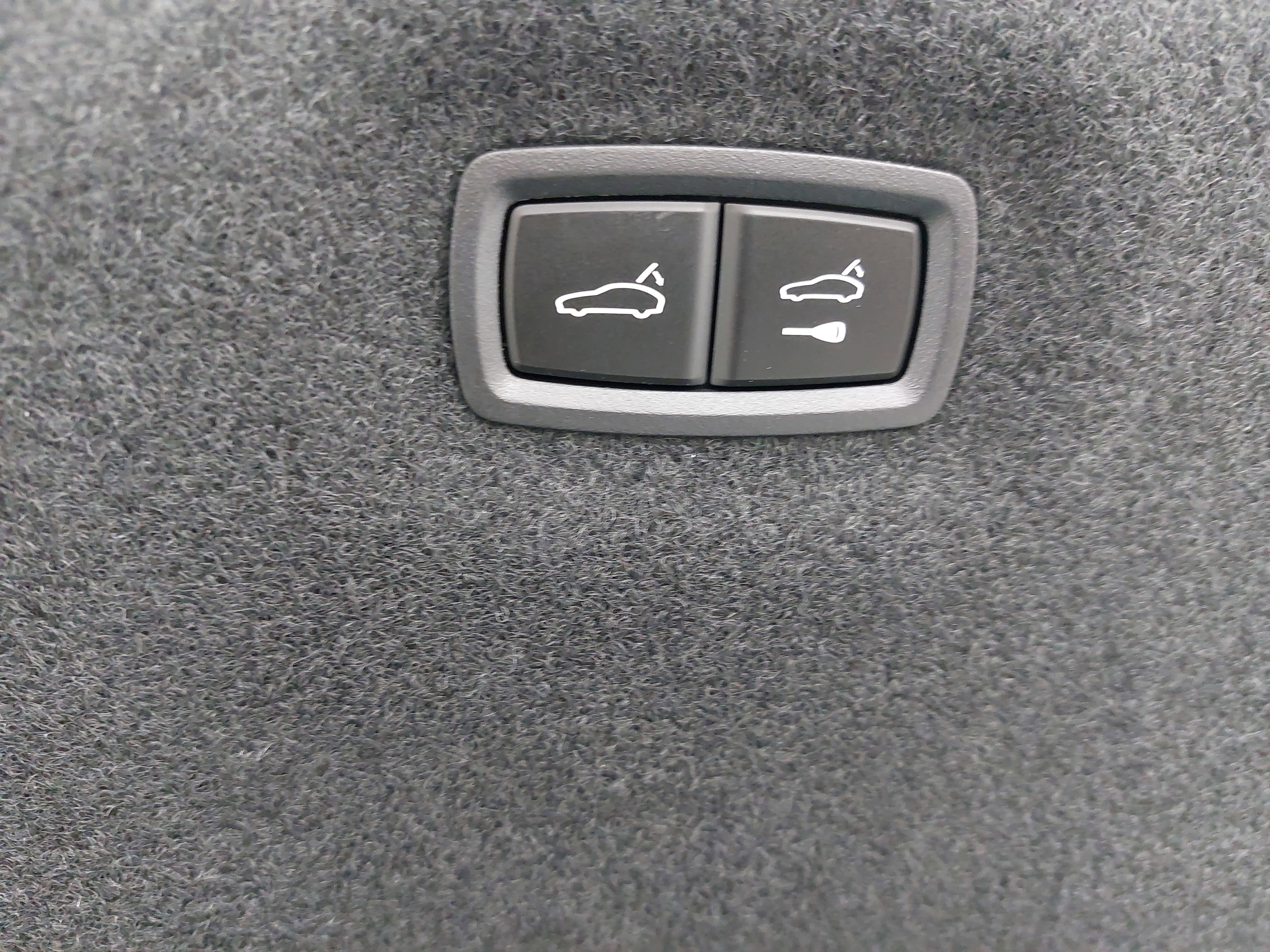 New 2026 Porsche Taycan AWD/4WD image 15