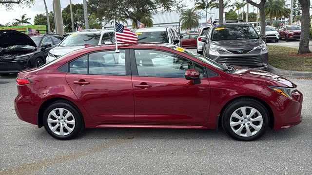 Used 2025 Toyota Corolla LE image 11