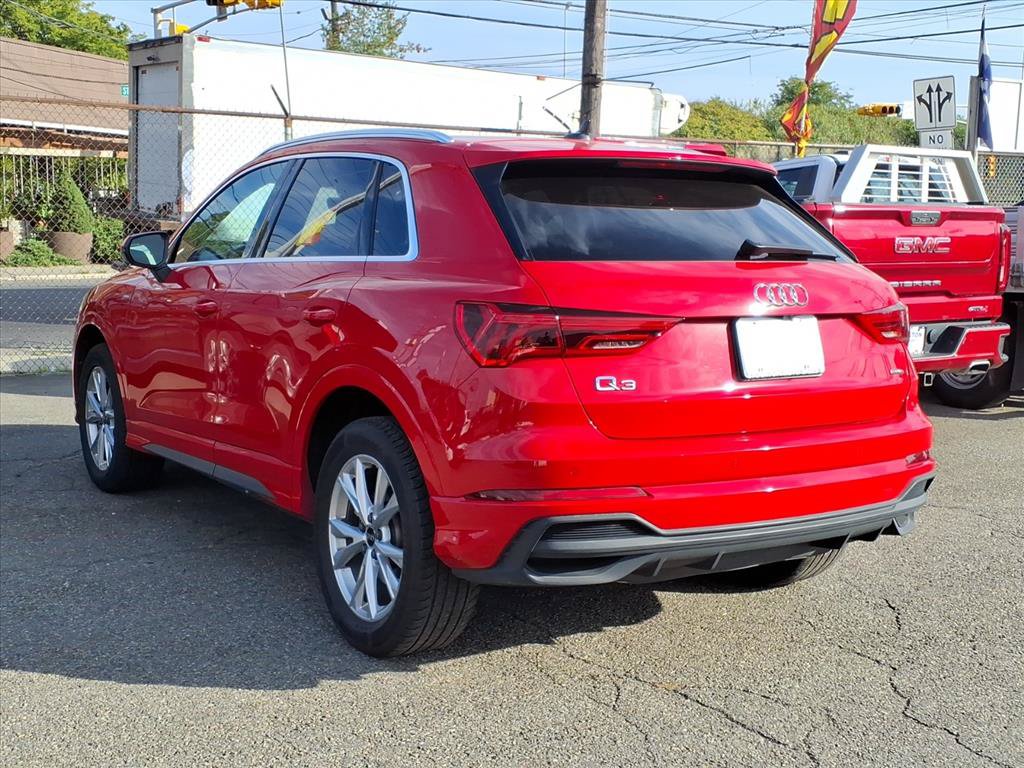 Used 2024 Audi Q3 2.0T Premium AWD/4WD image 4