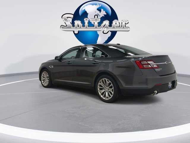Used 2019 Ford Taurus Limited image 2