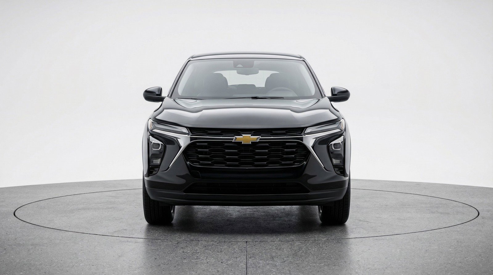 Used 2025 Chevrolet Trax LT image 2