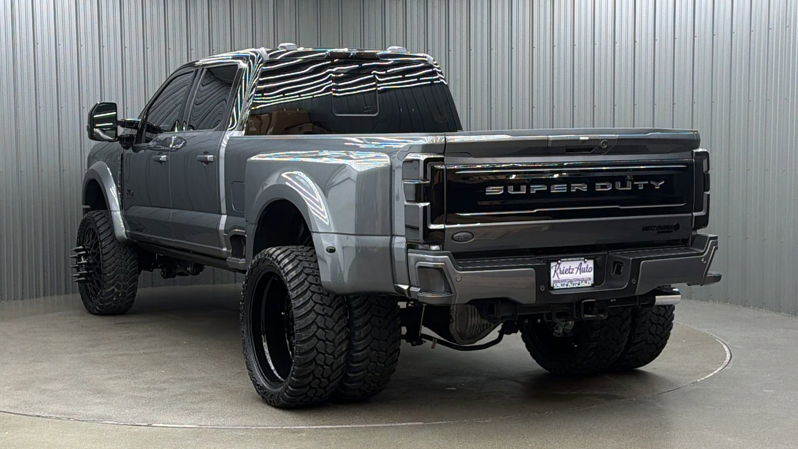 Used 2026 Ford F450 Platinum w/ FX4 Off-Road Package AWD/4WD image 3