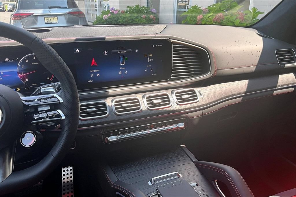 New 2026 Mercedes-Benz GLE 63 AMG S image 7