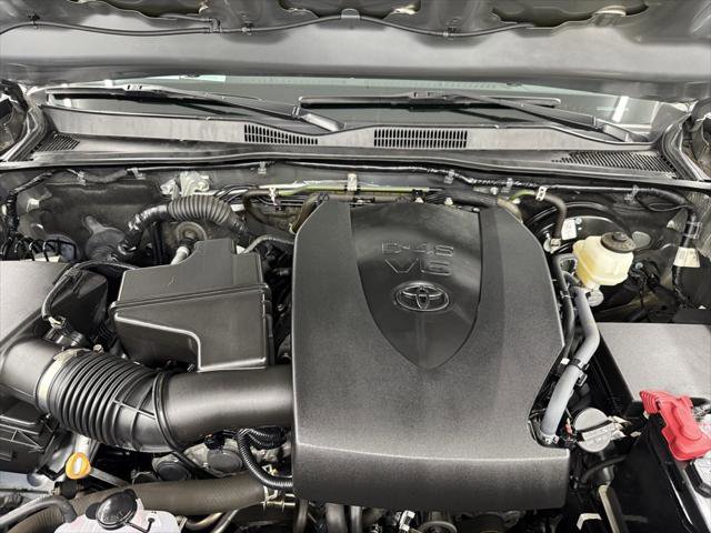 Certified 2022 Toyota Tacoma SR5 image 36