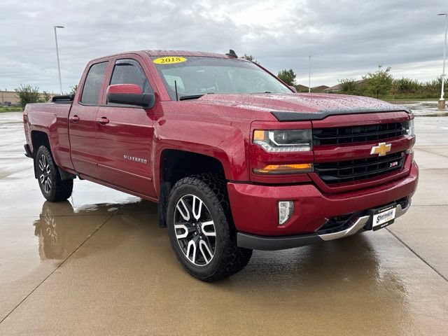 Used 2018 Chevrolet Silverado 1500 LT w/ All Star Edition AWD/4WD image 4