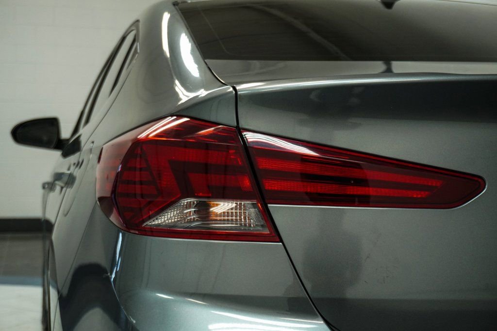 Used 2019 Hyundai Elantra SEL image 39