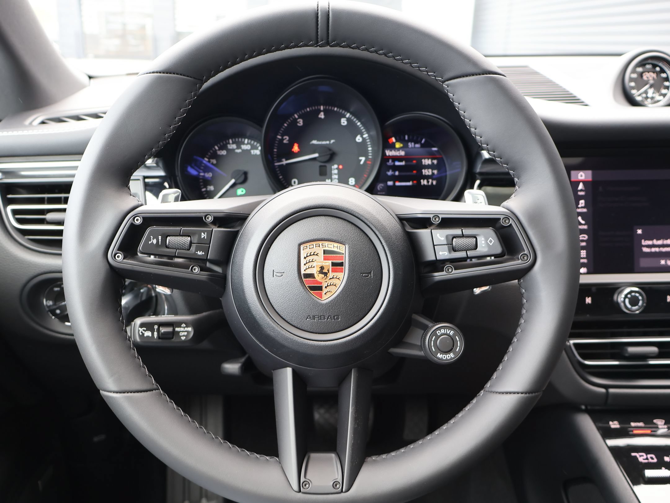 New 2026 Porsche Macan Turbo AWD/4WD image 15