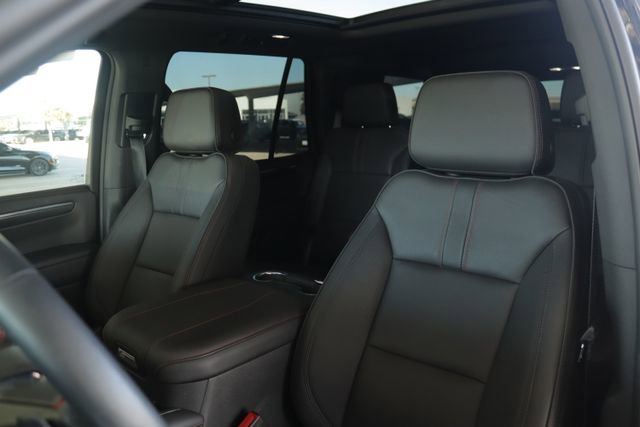 Used 2025 Chevrolet Tahoe RST w/ Comfort Package image 9